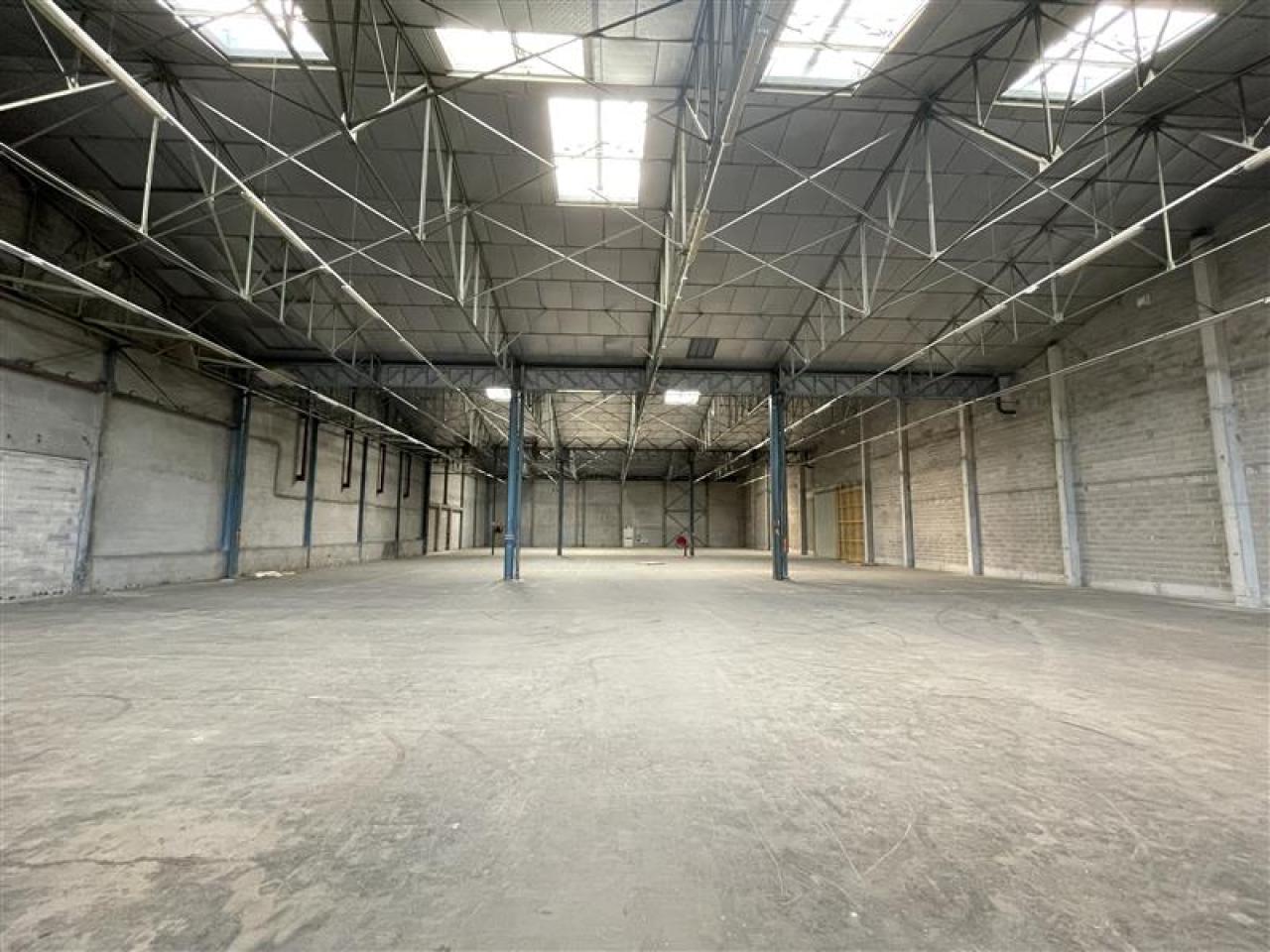 Local d'activité Nîmes 14143m² Location local d'activité Nîmes Gard OLACT2423791 9